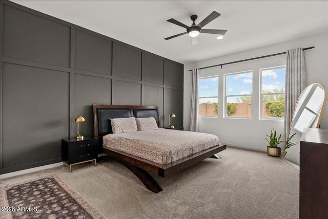 5936 E ADOBE Drive, Phoenix, AZ 85054