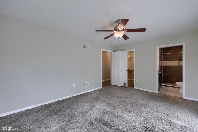 1025 WHITE OAK RD, Windsor, PA 17366