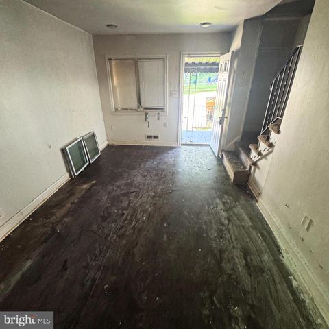 3420 HILLDALE PL, Baltimore, MD 21215