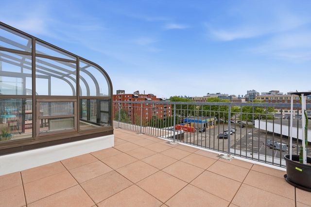 8 Ninth St. 701, Medford, MA 02155
