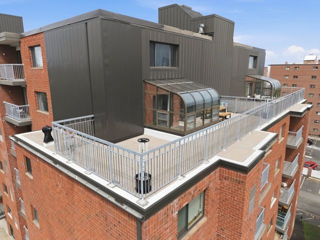 8 Ninth St. 701, Medford, MA 02155