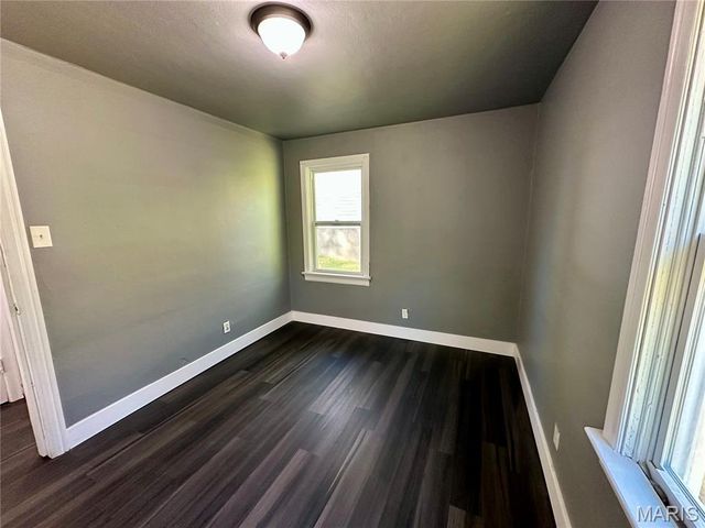 7121 Lamont Drive, Flordell Hills, MO 63136