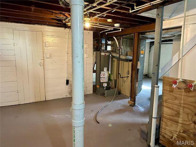 7121 Lamont Drive, Flordell Hills, MO 63136