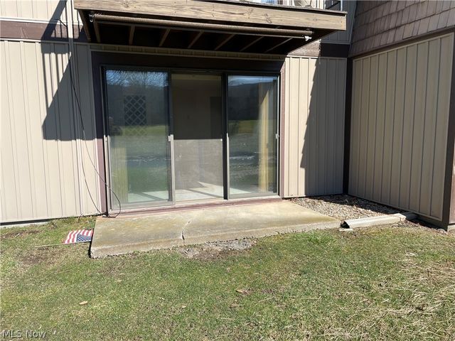 9630 Cove Drive 16A, North Royalton, OH 44133