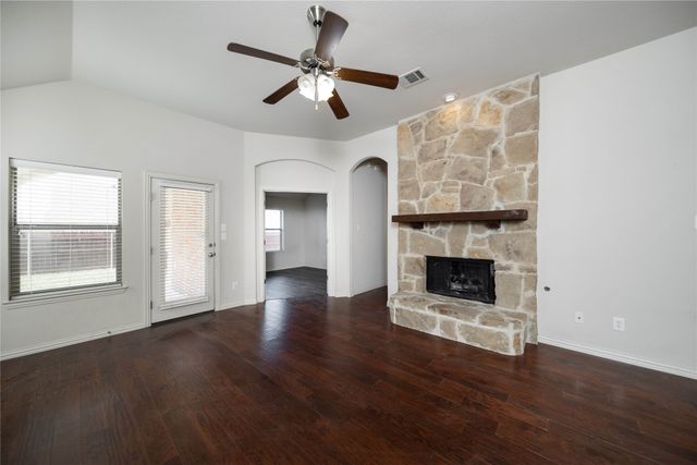 5609 CENTERIDGE Lane, Mckinney, TX 75071