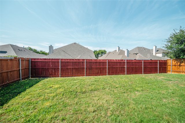 5609 CENTERIDGE Lane, Mckinney, TX 75071