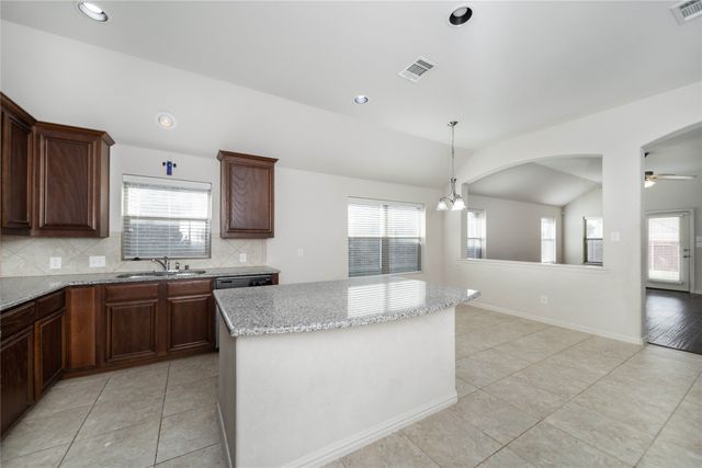 5609 CENTERIDGE Lane, Mckinney, TX 75071