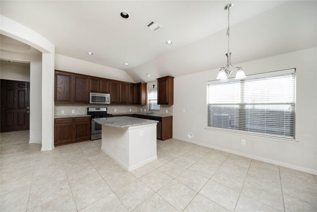 5609 CENTERIDGE Lane, Mckinney, TX 75071