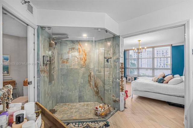 3500 Mystic Pointe Dr 604, Aventura, FL 33180