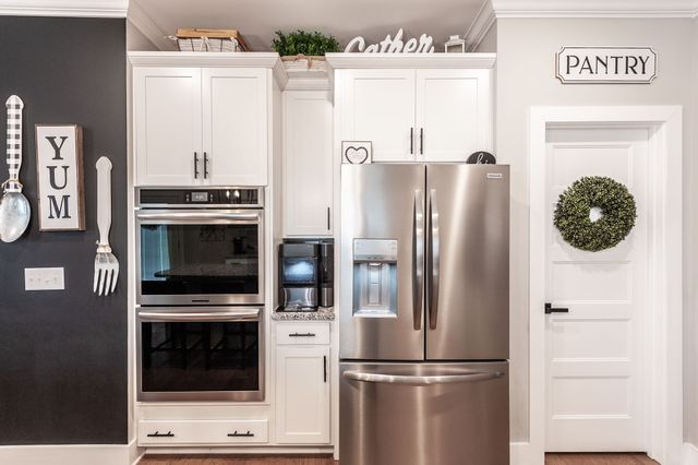 1377 Wentworth Dr, Gallatin, TN 37066