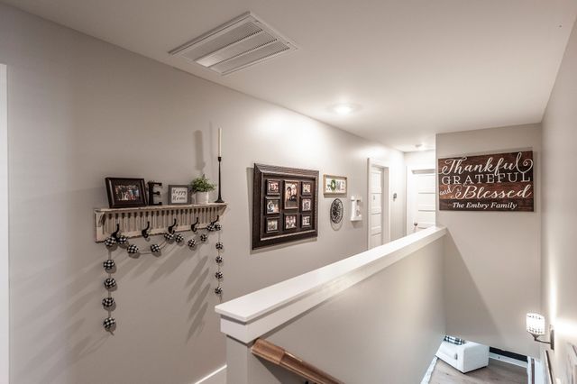 1377 Wentworth Dr, Gallatin, TN 37066