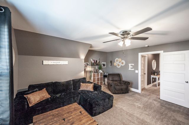 1377 Wentworth Dr, Gallatin, TN 37066