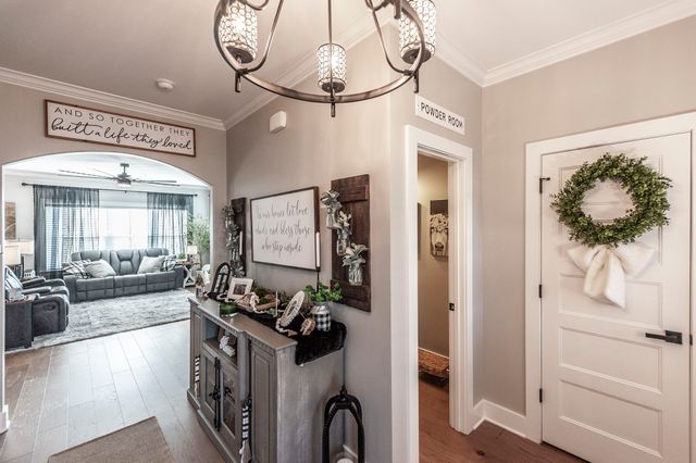 1377 Wentworth Dr, Gallatin, TN 37066