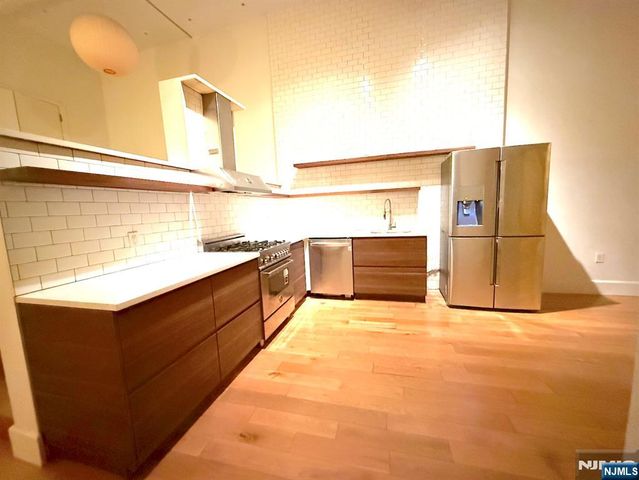 50 Dey Street 225, Jersey City, NJ 07306