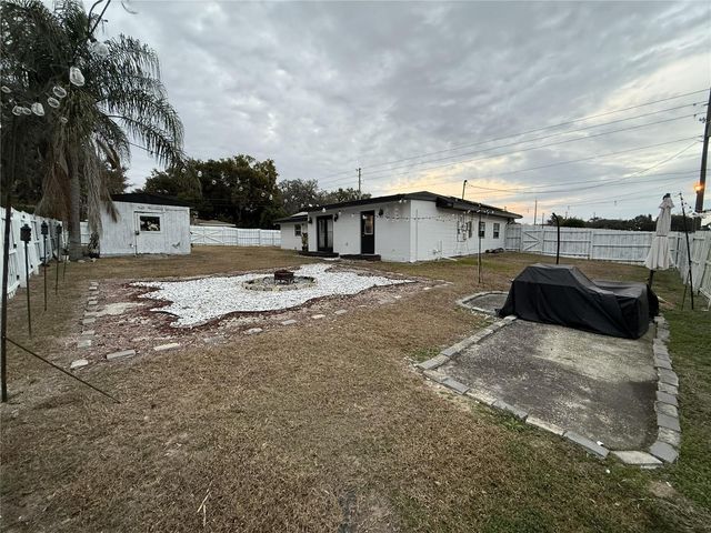 110 N MAIN AVENUE, Minneola, FL 34715