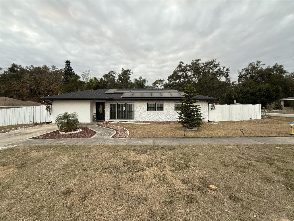 110 N MAIN AVENUE, Minneola, FL 34715