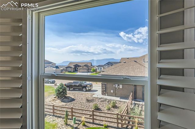 10272 Finn Drive, Colorado Springs, CO 80924