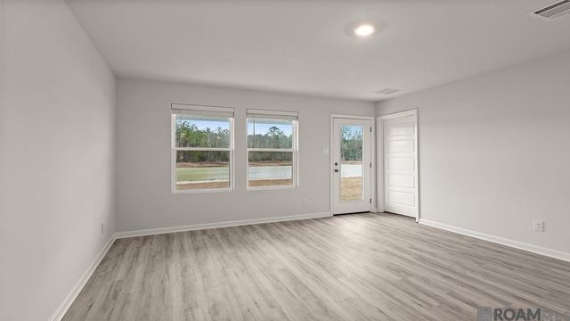 35525 Forest Manor Ave, Denham Springs, LA 70706