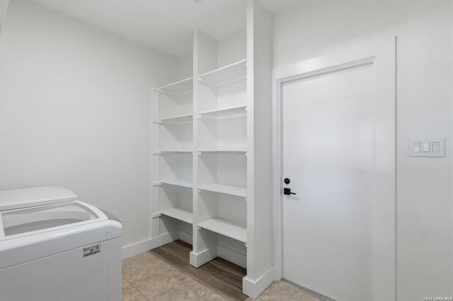 4002 BENTWAY ST, San Antonio, TX 78217