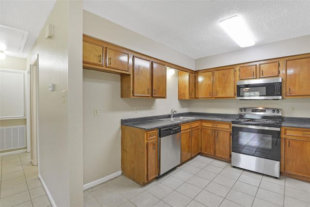 4508 Avenue L 3, Santa Fe, TX 77510