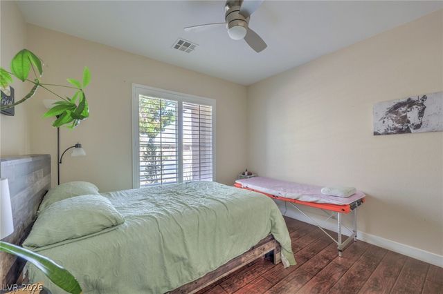 4925 Goldfield Street, North Las Vegas, NV 89031