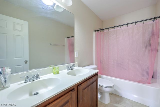 4925 Goldfield Street, North Las Vegas, NV 89031