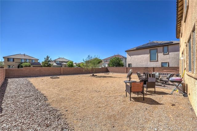 4925 Goldfield Street, North Las Vegas, NV 89031
