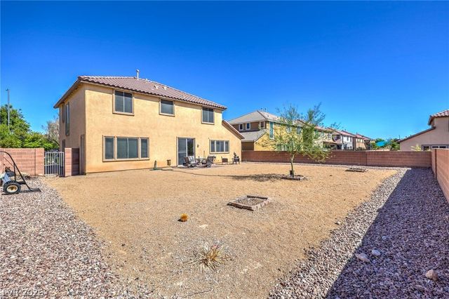 4925 Goldfield Street, North Las Vegas, NV 89031