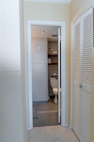 1600 S Ocean Dr 8I, Hollywood, FL 33019