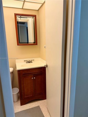 1600 S Ocean Dr 8I, Hollywood, FL 33019