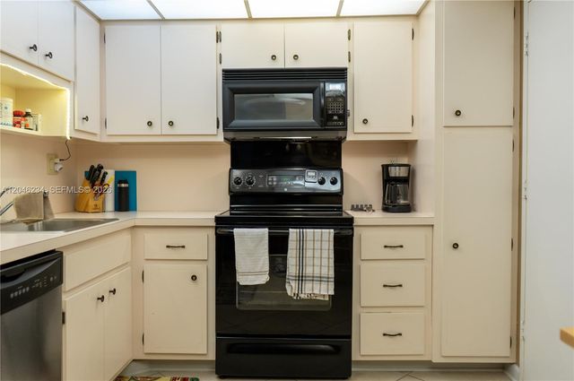 1600 S Ocean Dr 8I, Hollywood, FL 33019