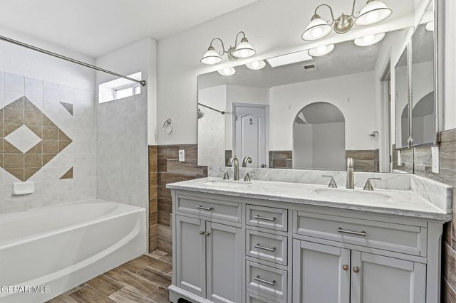 7349 PRICKLEY PEAR Drive, El Paso, TX 79912