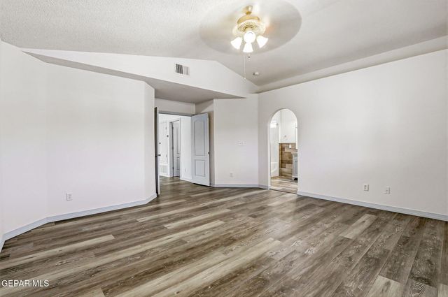 7349 PRICKLEY PEAR Drive, El Paso, TX 79912