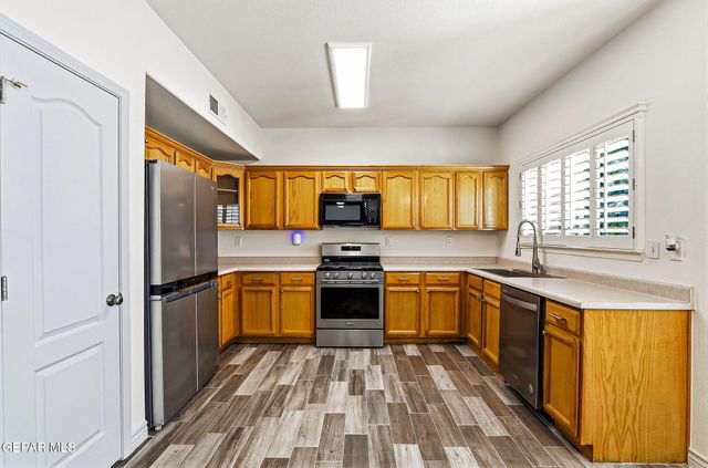 7349 PRICKLEY PEAR Drive, El Paso, TX 79912