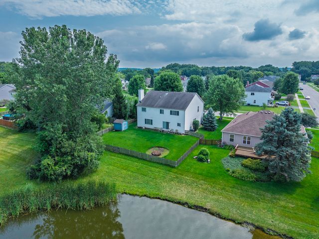 250 Sparrow Drive, Woodstock, IL 60098