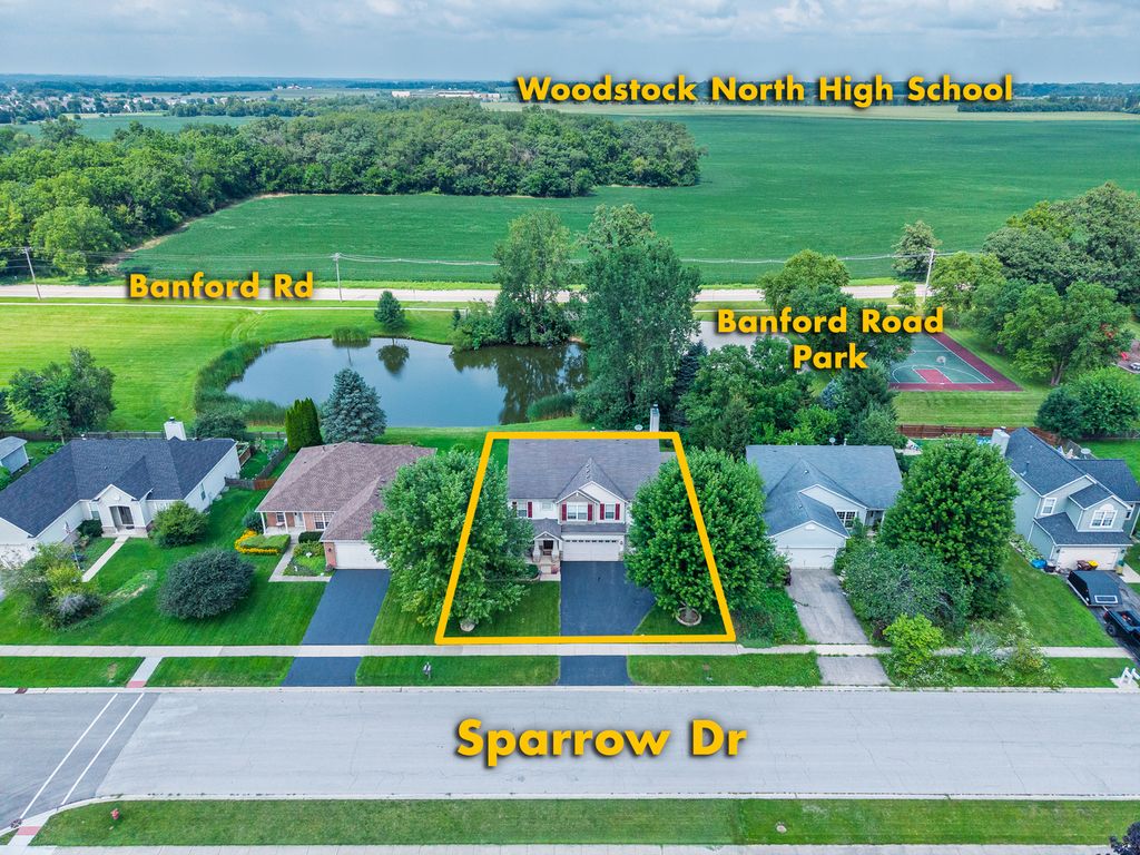 250 Sparrow Drive, Woodstock, IL 60098