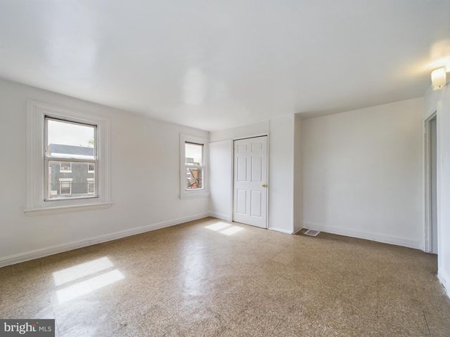 421 W OLNEY AVENUE, Philadelphia, PA 19120