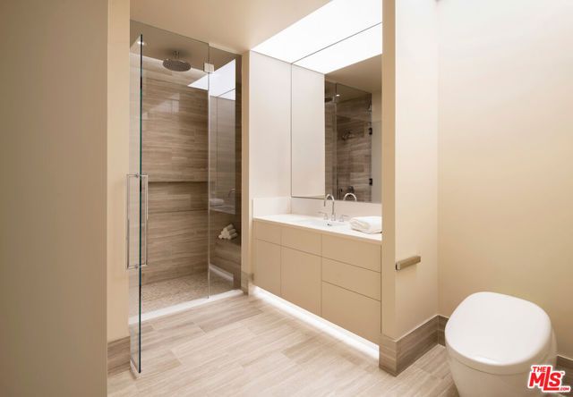 8899 Beverly Boulevard 5A, West Hollywood, CA 90048