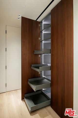 8899 Beverly Boulevard 5A, West Hollywood, CA 90048