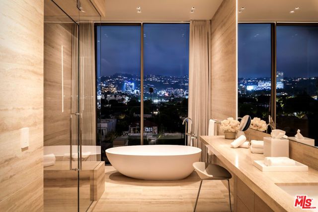 8899 Beverly Boulevard 5A, West Hollywood, CA 90048