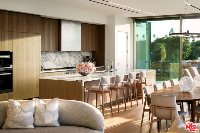 8899 Beverly Boulevard 5A, West Hollywood, CA 90048