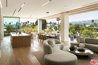 8899 Beverly Boulevard 5A, West Hollywood, CA 90048