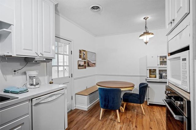 14605 Cogburn Road, Alpharetta, GA 30004