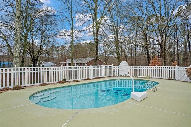 14605 Cogburn Road, Alpharetta, GA 30004