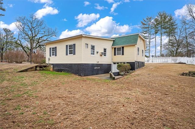 14605 Cogburn Road, Alpharetta, GA 30004