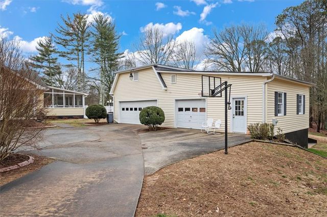 14605 Cogburn Road, Alpharetta, GA 30004