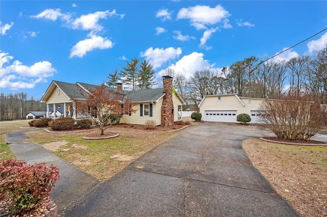 14605 Cogburn Road, Alpharetta, GA 30004