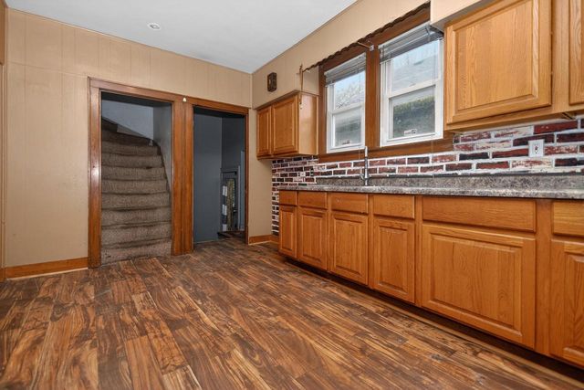 2454 N 49th STREET, Milwaukee, WI 53210