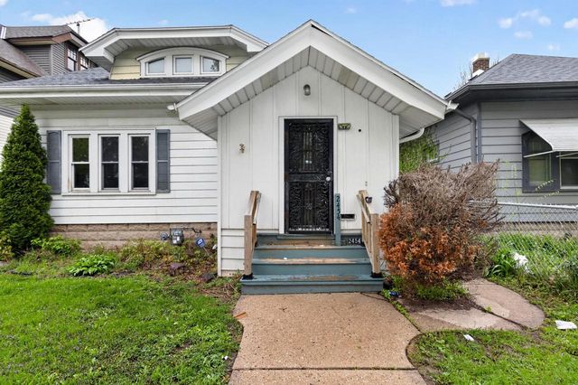 2454 N 49th STREET, Milwaukee, WI 53210
