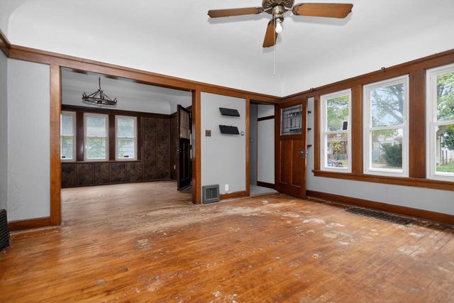 2454 N 49th STREET, Milwaukee, WI 53210